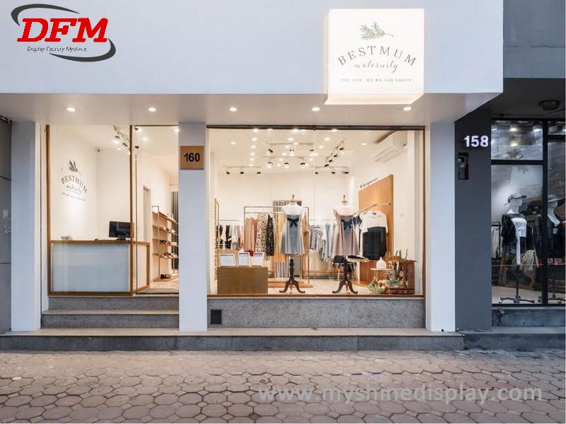 Retail Ladies Garment Shop Interior Design DFM-CD027